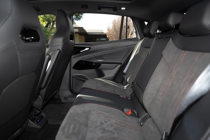 2025 Volkswagen ID.5 GTX