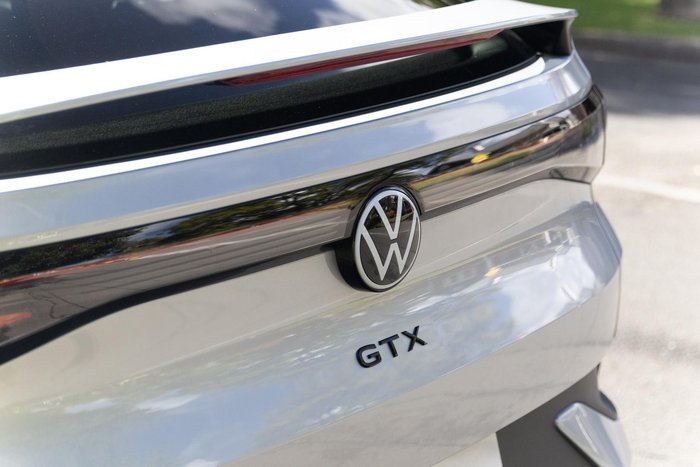 2025 Volkswagen ID.5 GTX