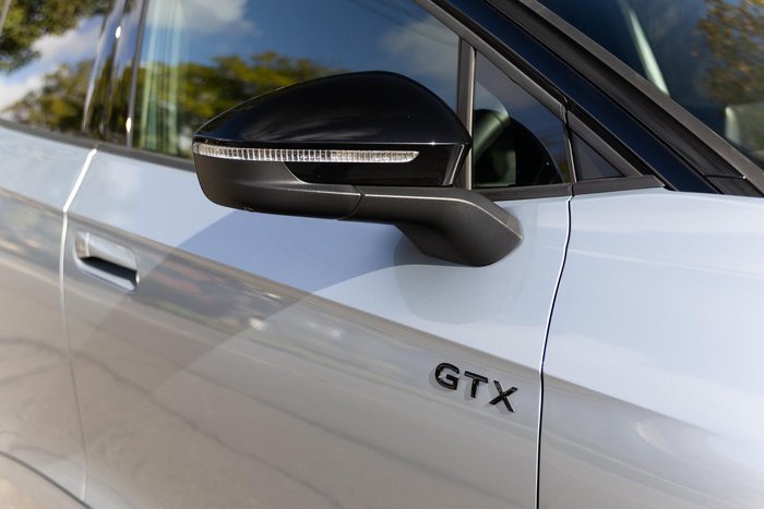 2025 Volkswagen ID.5 GTX
