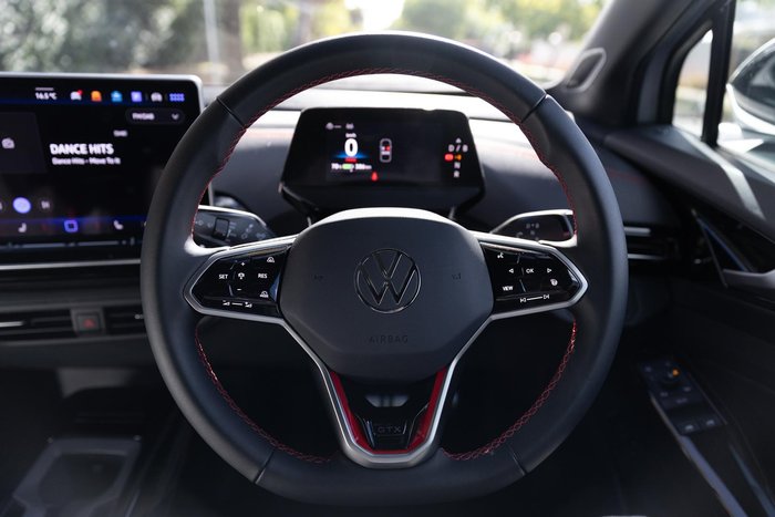 2025 Volkswagen ID.5 GTX