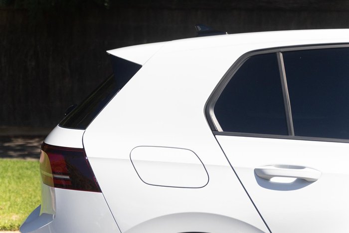 2025 Volkswagen Golf 110TSI R-Line