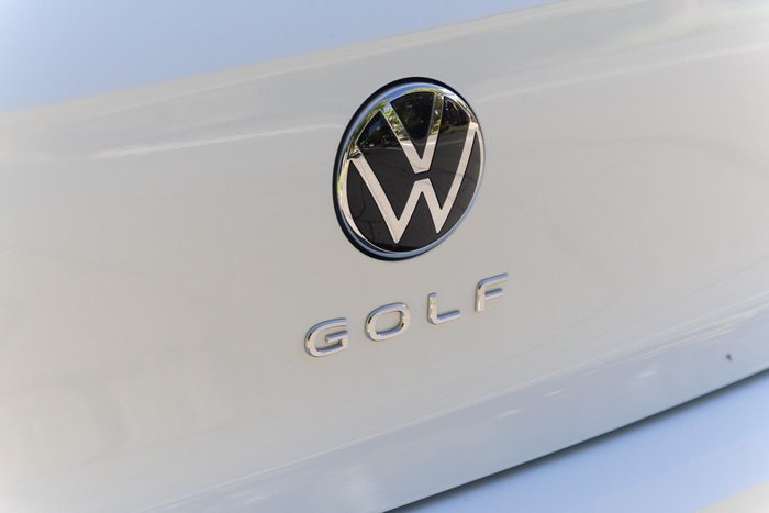 2025 Volkswagen Golf 110TSI R-Line