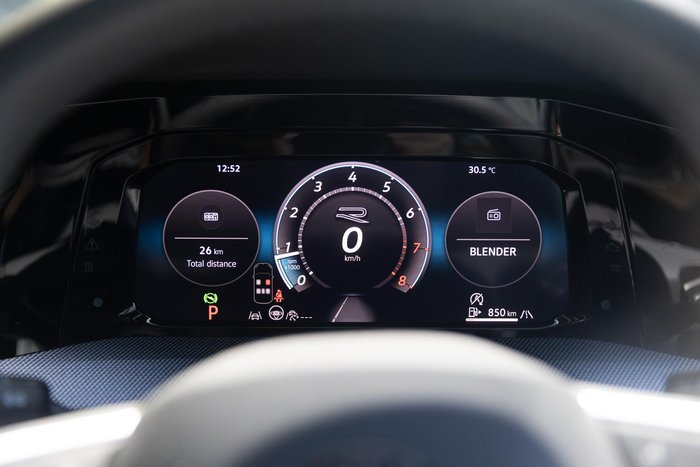 2025 Volkswagen Golf 110TSI R-Line