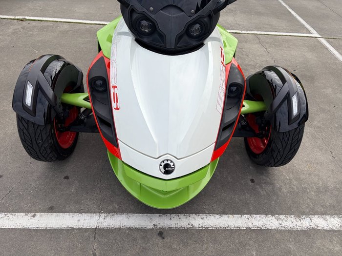2015 BRP SPYDER RS-S SE5