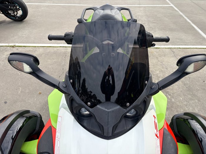2015 BRP SPYDER RS-S SE5