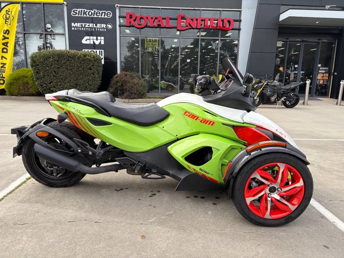 2015 BRP SPYDER RS-S SE5