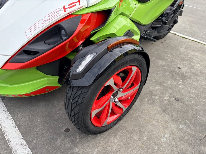 2015 BRP SPYDER RS-S SE5