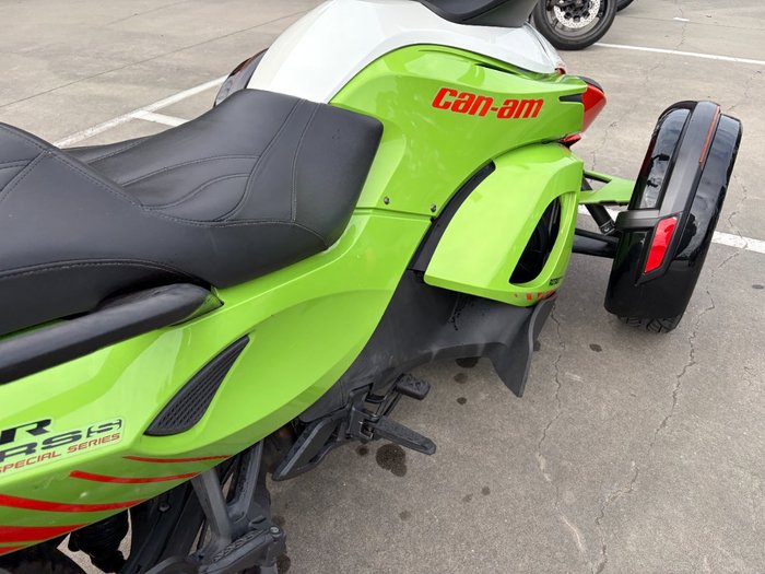 2015 BRP SPYDER RS-S SE5