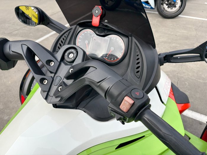 2015 BRP SPYDER RS-S SE5