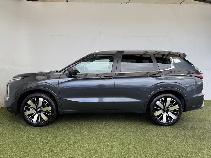 2025 Mitsubishi Outlander Aspire