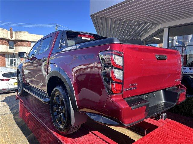 2026 ISUZU D-MAX XT