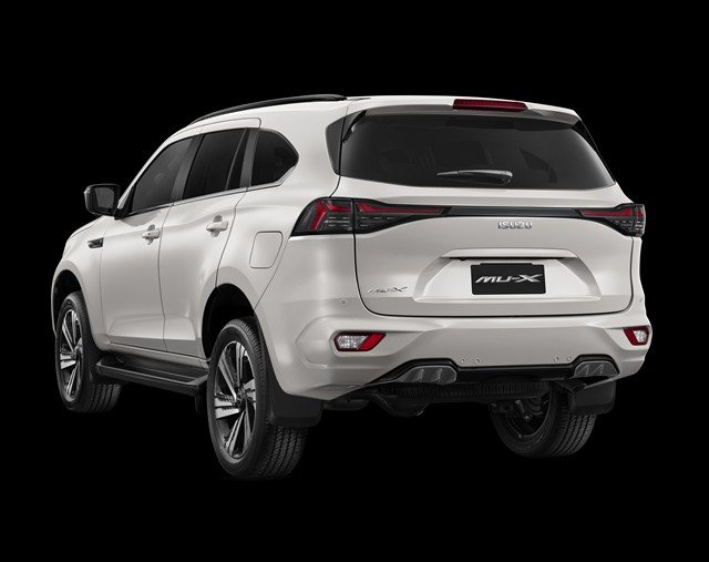 2026 ISUZU MU-X LS-T