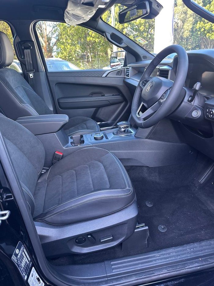 2026 Volkswagen Amarok TDI600 Dark Label