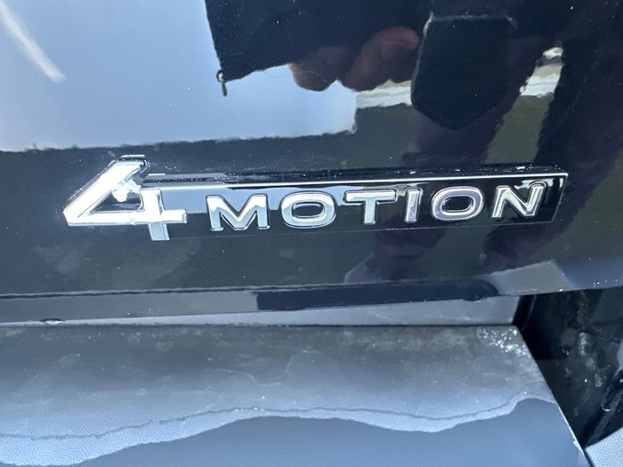 2026 Volkswagen Amarok TDI600 Dark Label