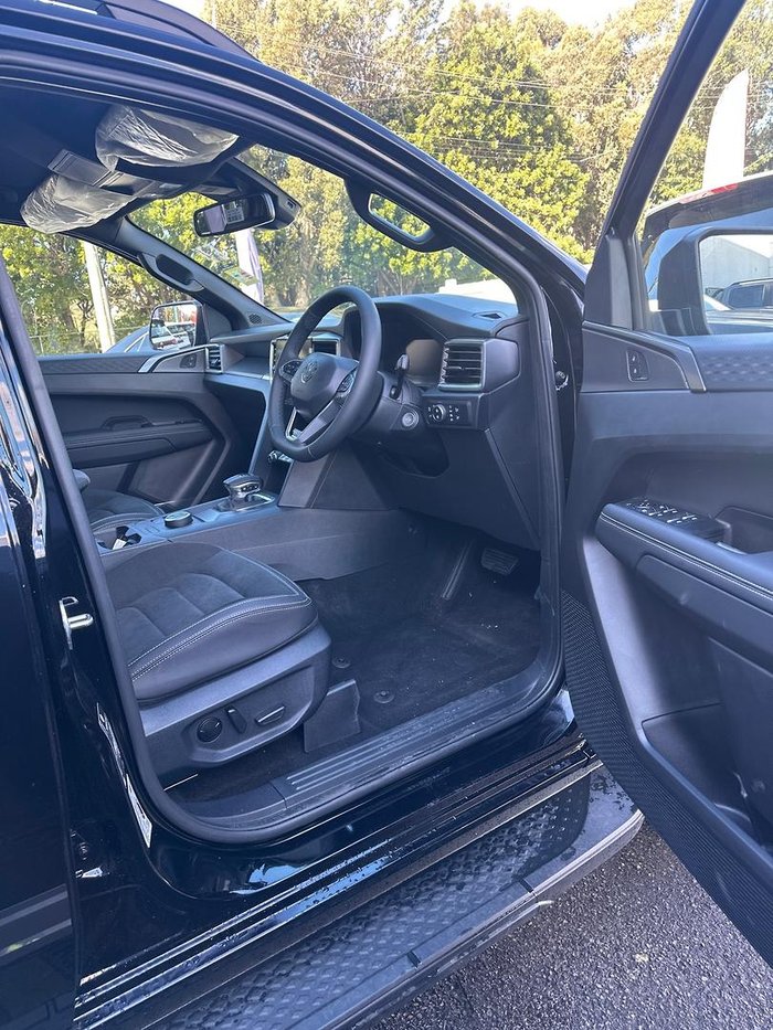 2026 Volkswagen Amarok TDI600 Dark Label