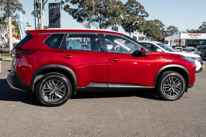 2024 Nissan X-TRAIL ST