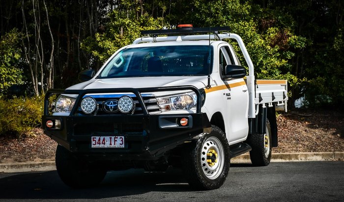2023 Toyota Hilux SR
