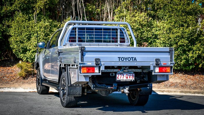 2021 Toyota Hilux SR5
