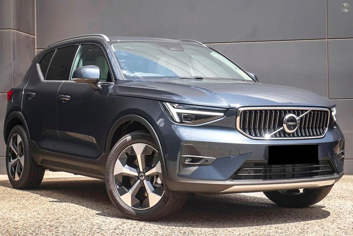 2026 Volvo XC40