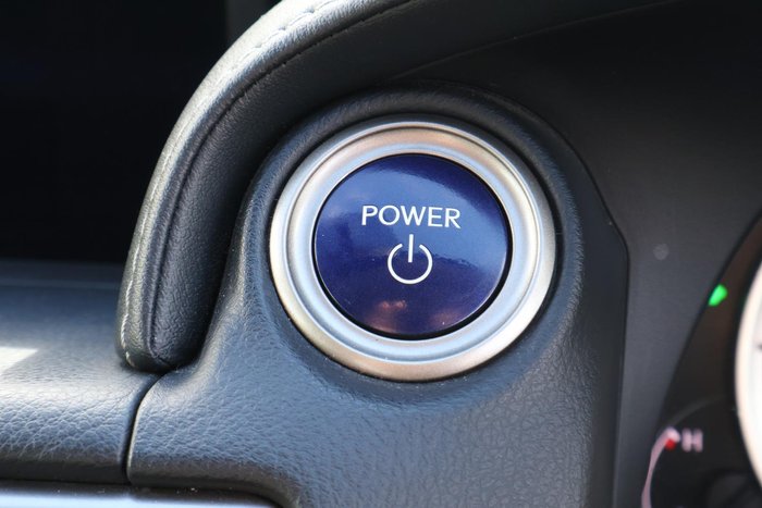 2016 Lexus IS 300h Luxury
