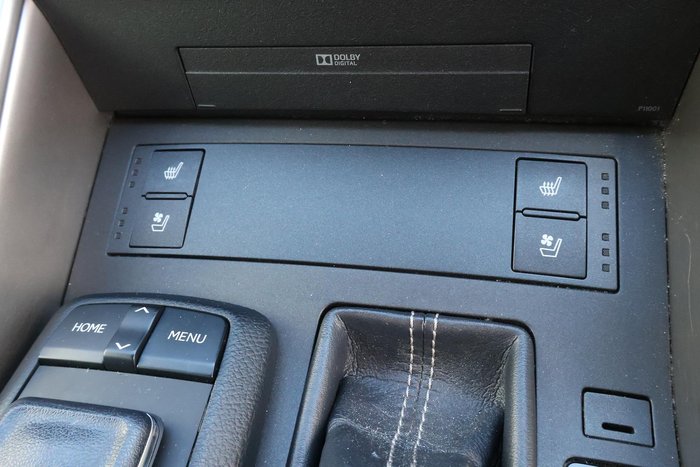 2016 Lexus IS 300h Luxury