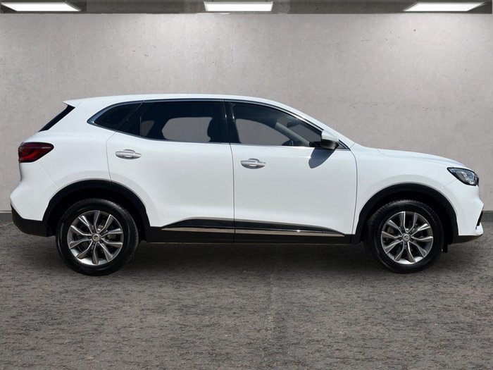 2022 MG HS Core