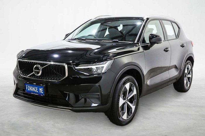 2024 Volvo XC40 Plus B4