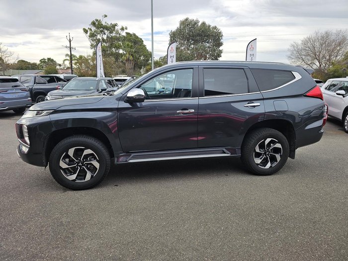 2024 Mitsubishi Pajero Sport GLS