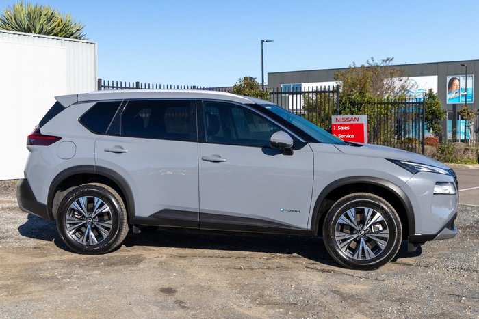 2025 Nissan X-TRAIL ST-L e-POWER