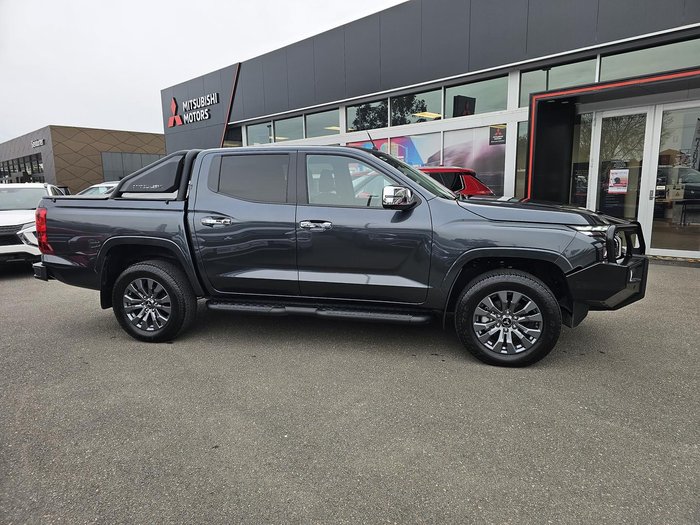 2025 Mitsubishi Triton GLS
