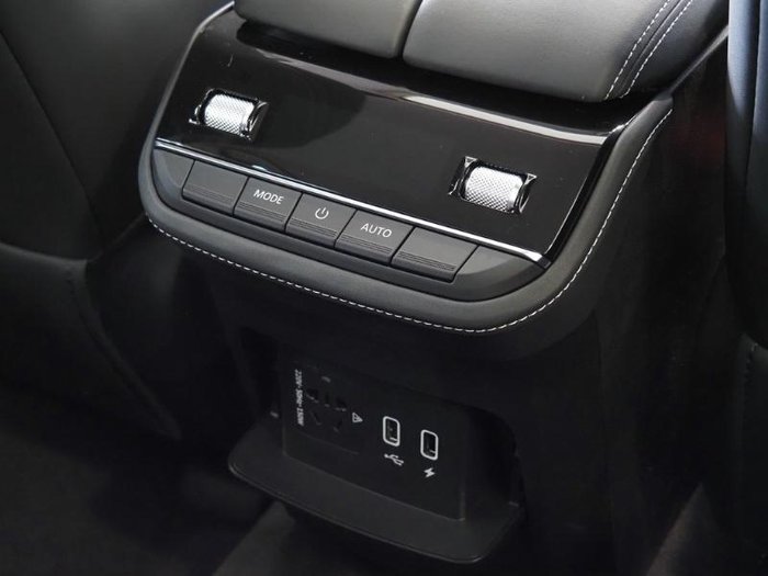 2026 LDV D90 Executive