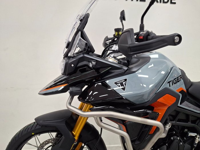 2027 Triumph TIGER 900 RALLY DESERT grey