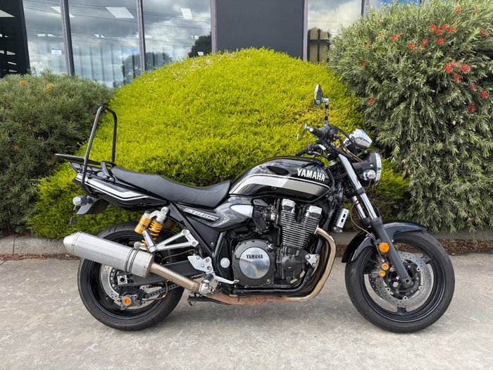2013 Yamaha XJR1300 Black