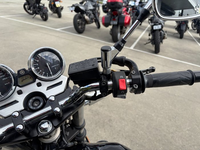 2013 Yamaha XJR1300 Black