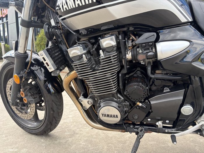 2013 Yamaha XJR1300 Black