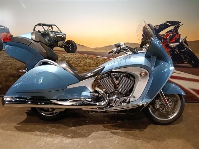 2010 Victory Vision Tour Premium