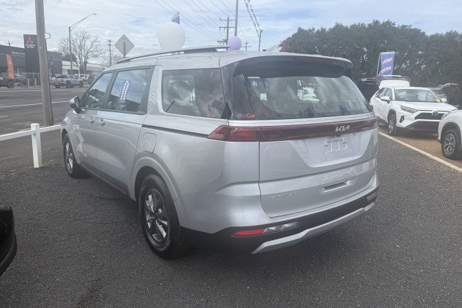 2022 KIA CARNIVAL S