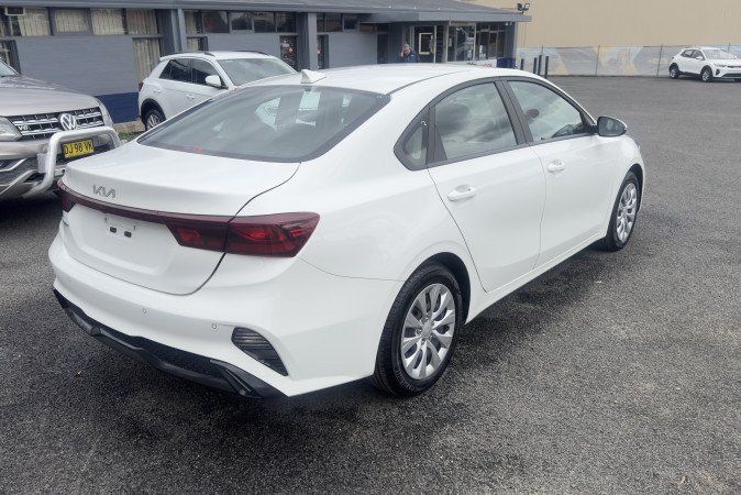 2024 KIA CERATO S SAFETY PACK