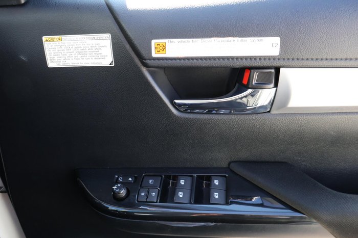 2018 Toyota Hilux SR5