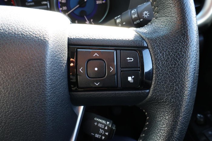 2018 Toyota Hilux SR5