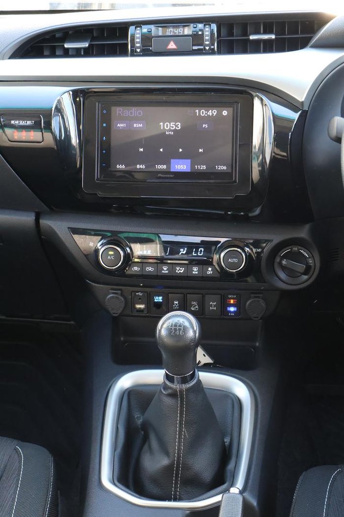 2018 Toyota Hilux SR5