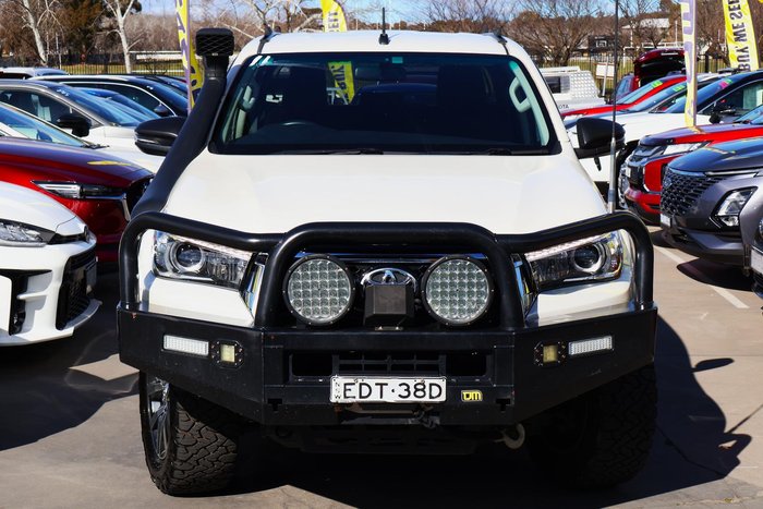 2018 Toyota Hilux SR5
