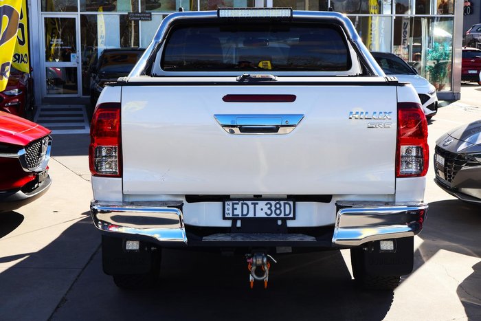 2018 Toyota Hilux SR5
