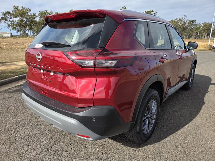 2025 Nissan X-TRAIL ST