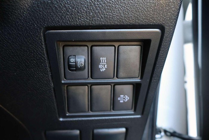 2022 Toyota Hilux SR