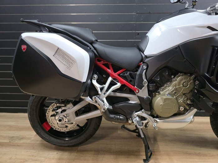 2022 DUCATI MULTISTRADA V4 S SPORT White