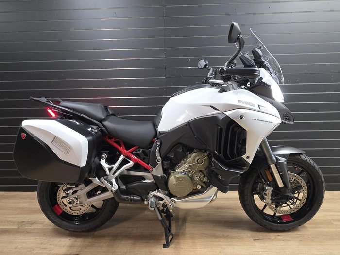 2022 DUCATI MULTISTRADA V4 S SPORT White