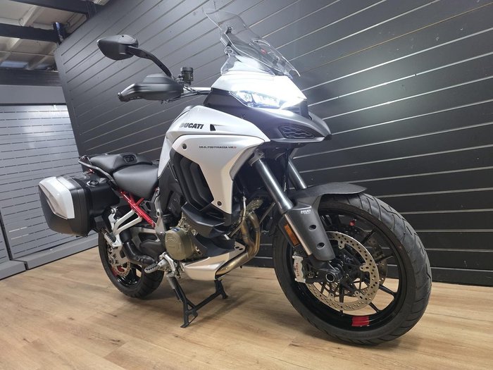 2022 DUCATI MULTISTRADA V4 S SPORT White