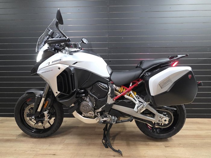 2022 DUCATI MULTISTRADA V4 S SPORT White
