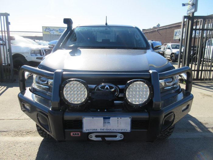 2016 Toyota Hilux SR